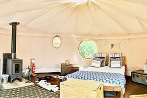 BoB-Yurt-interior